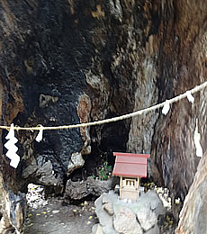 Lana-Peace　来宮神社